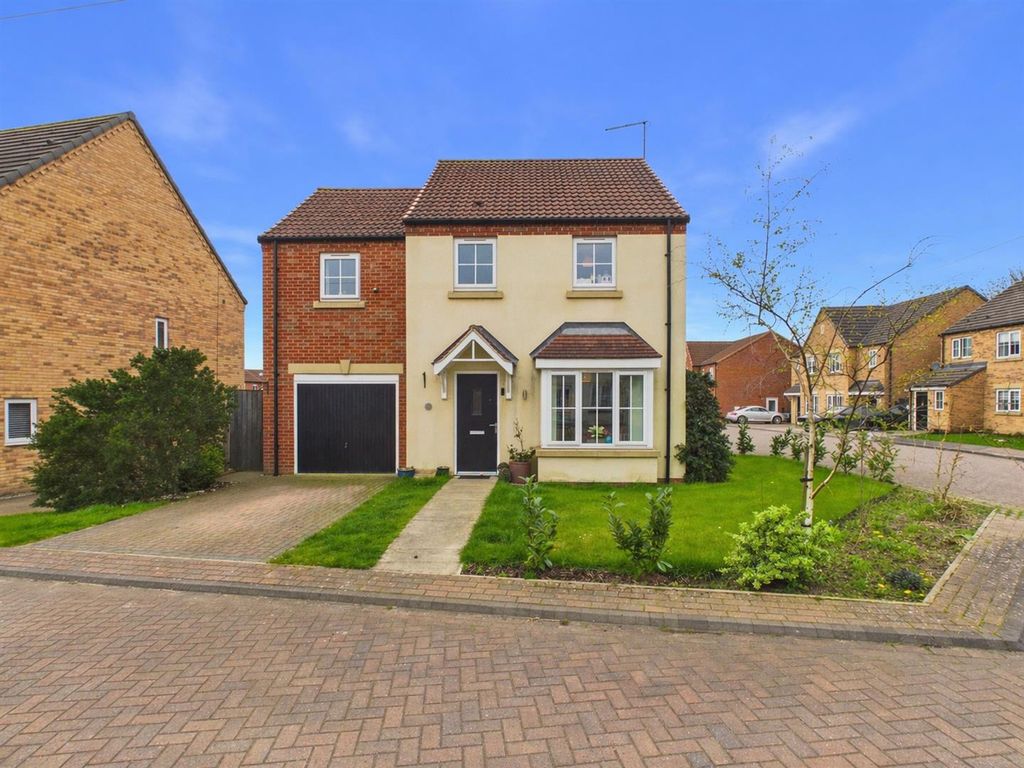 Property photo 1 of 14 Front