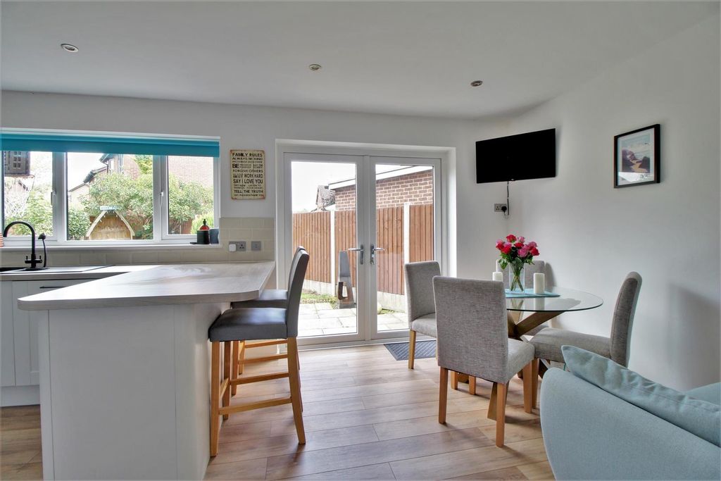Property photo 2 of 12 Open Plan Kitchen/Diner