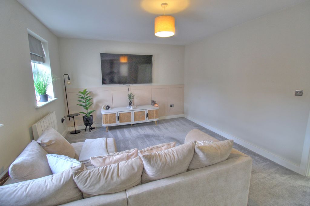 Property photo 3 of 12 Open Plan Living Space