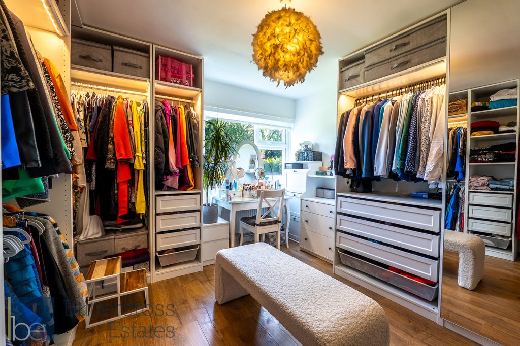 Property photo 3 of 25 Bedroom Two