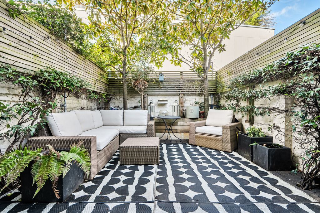 Property photo 1 of 19 1424470-2-69B9657...