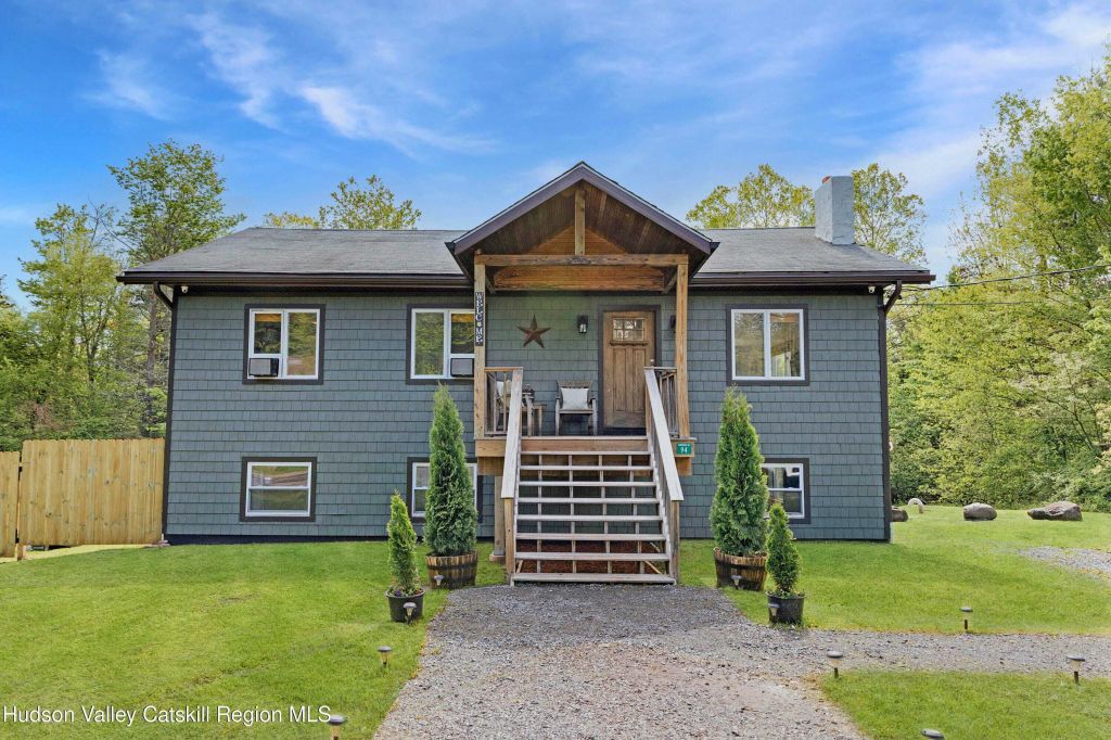 Property photo 1 of 25