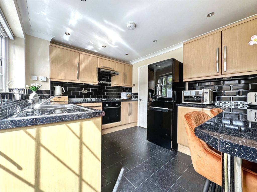 Property photo 3 of 16 Picture No. 07
