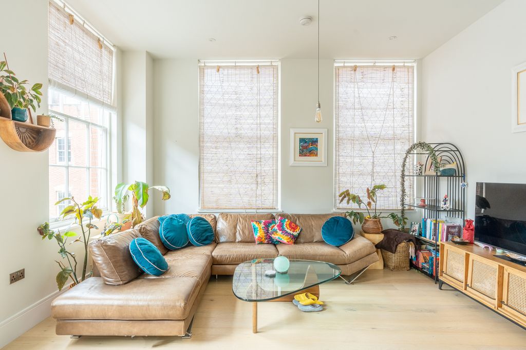 Property photo 1 of 15 5