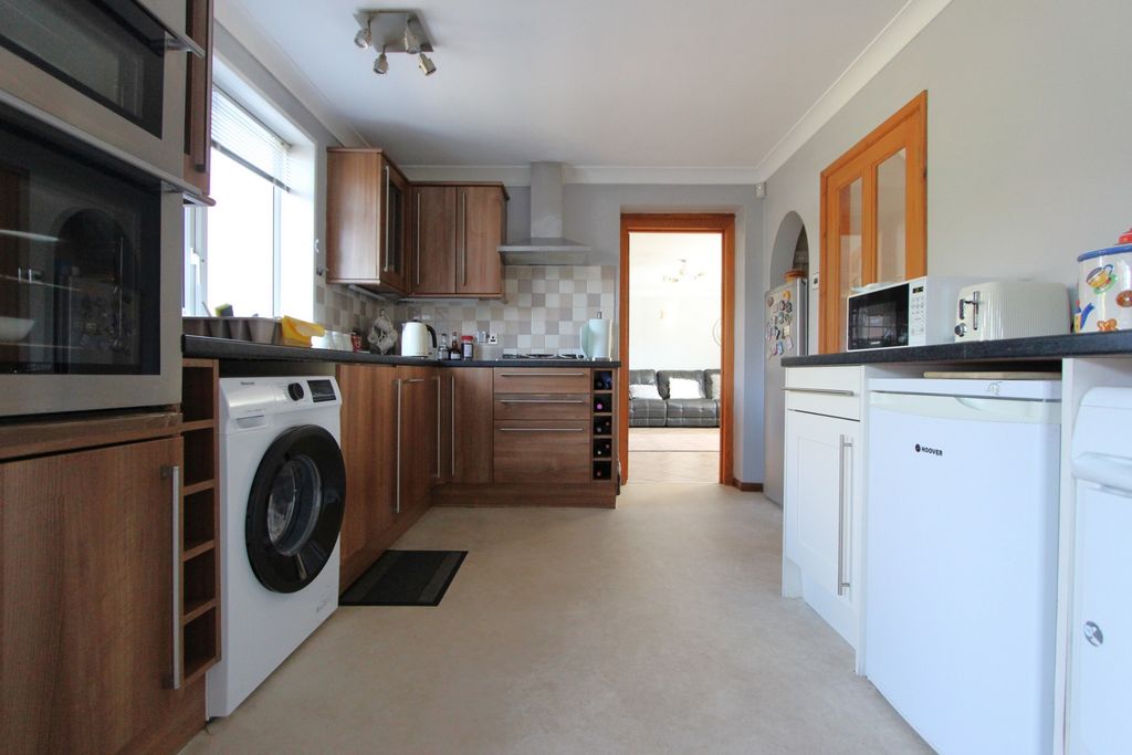 Property photo 2 of 19 Photo 10