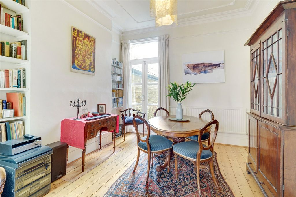 Property photo 3 of 15 Picture No. 06