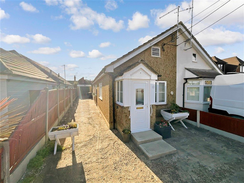 Property photo 2 of 12 Front