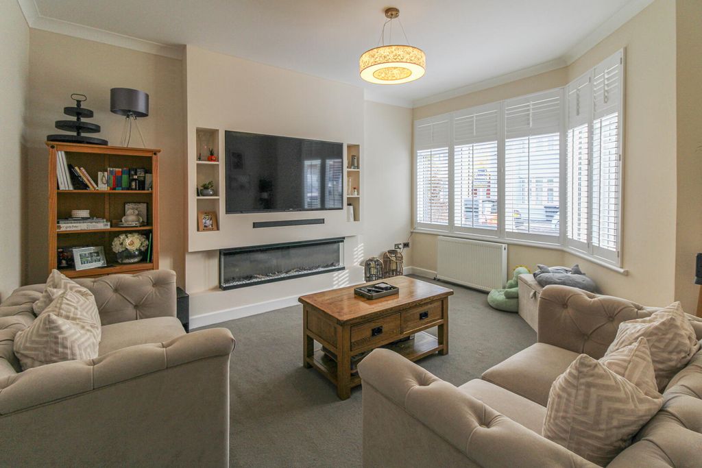 Property photo 3 of 13 Living Room