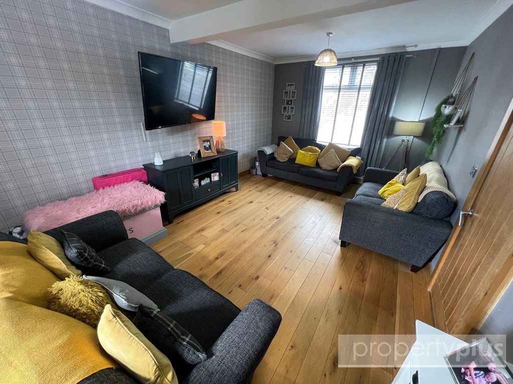 Property photo 2 of 14 Picture No. 07