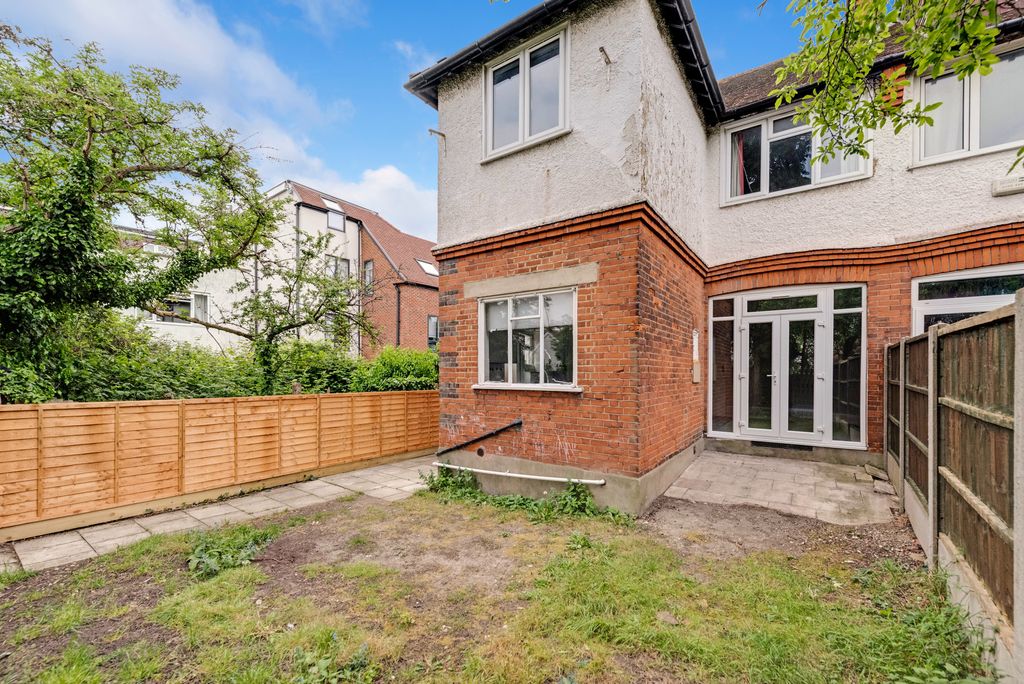 Property photo 3 of 14