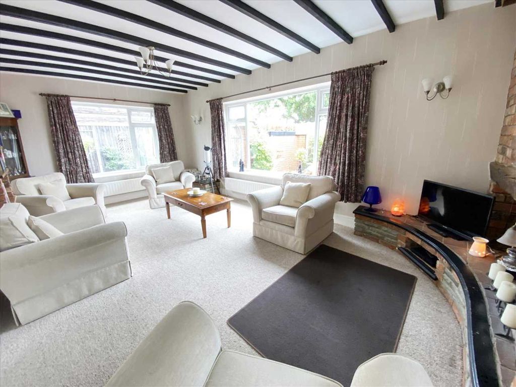 Property photo 3 of 12 Further Aspect: