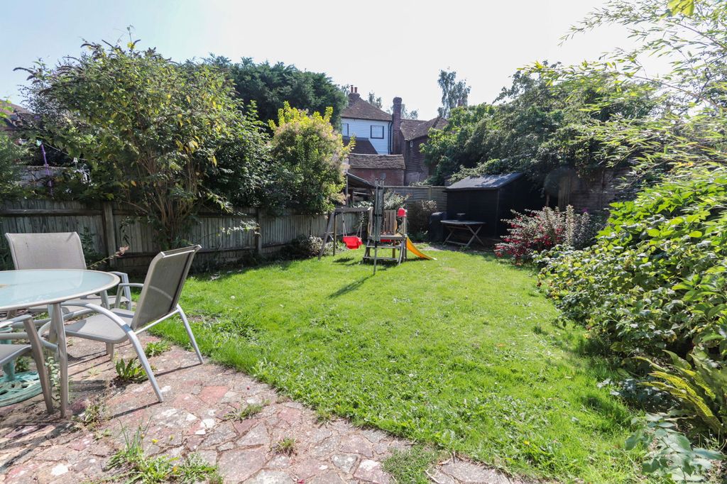 Property photo 2 of 12