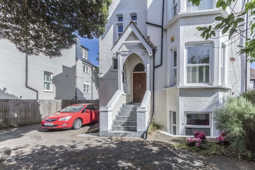 Property photo 1 of 4