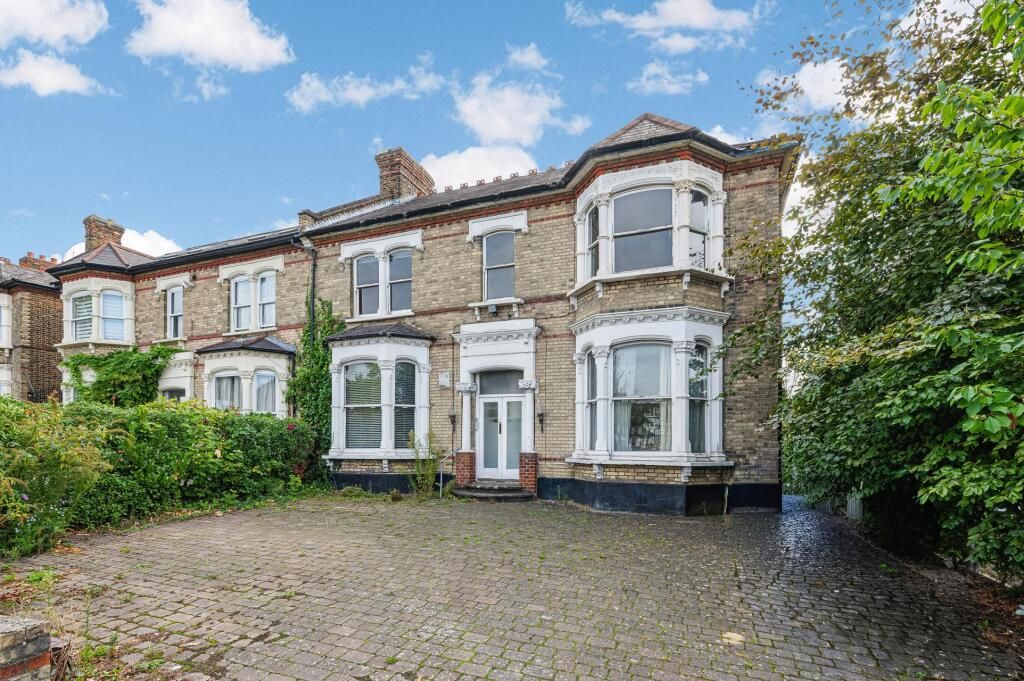 Property photo 1 of 1