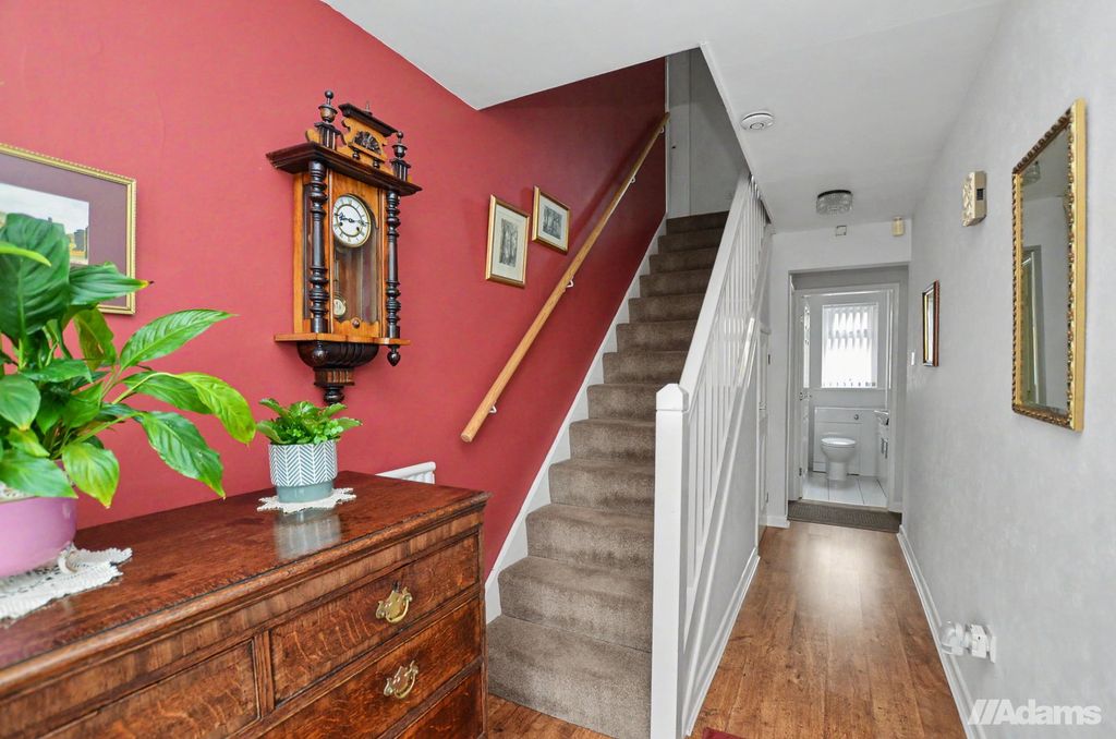 Property photo 3 of 38