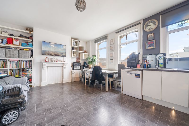 Property photo 3 of 18 Photo 13