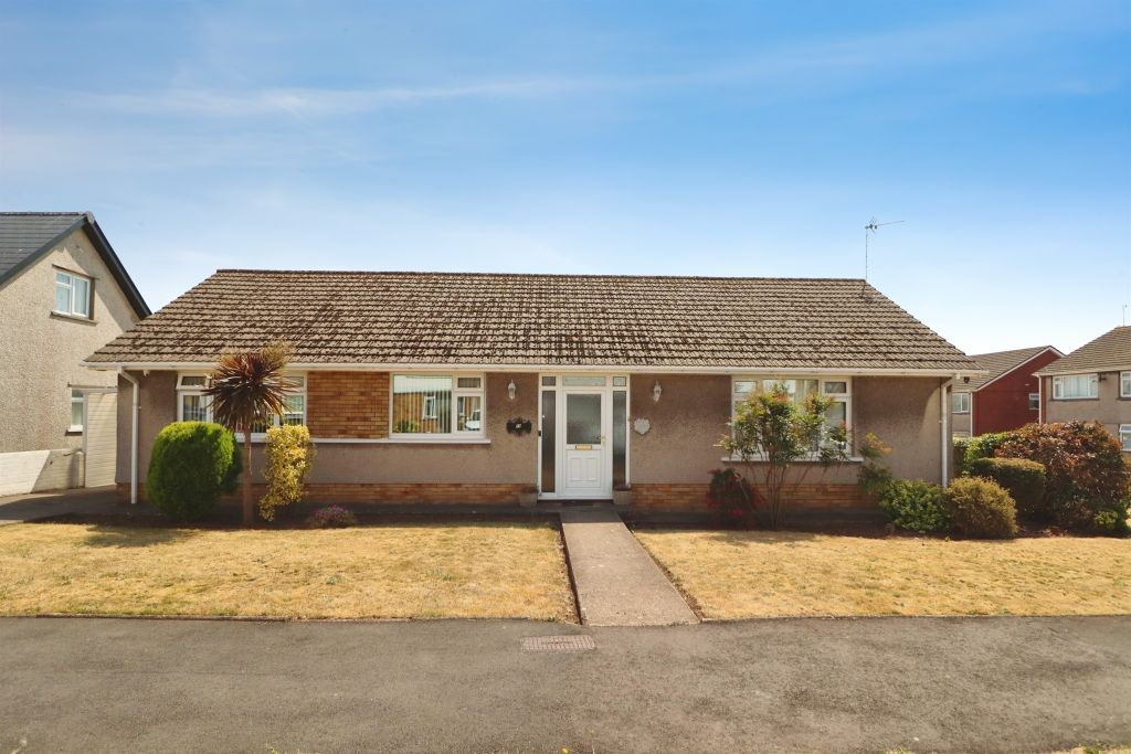 Property photo 2 of 20