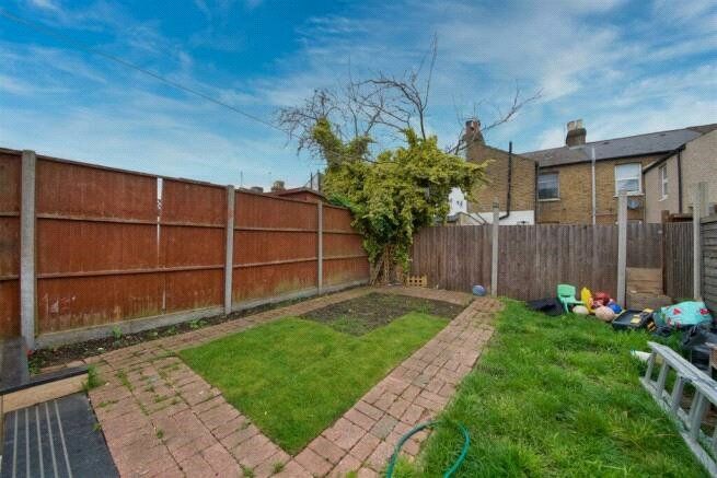 Property photo 2 of 16 Picture No. 03