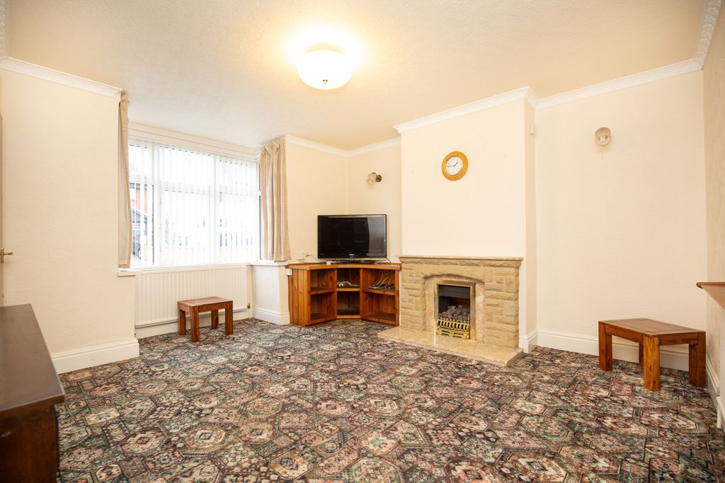 Property photo 3 of 16 Mw-9903