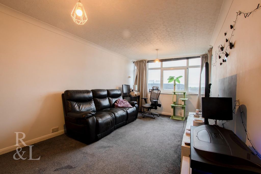 Property photo 2 of 10 B (6).Jpg