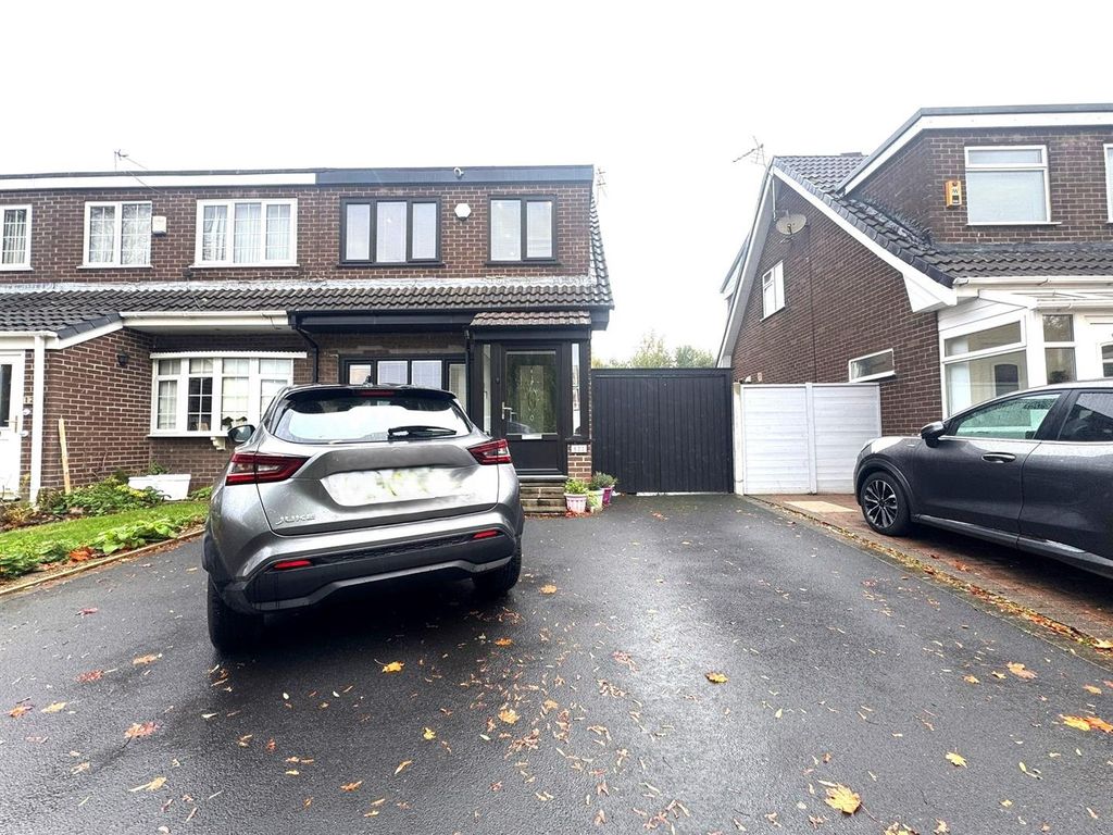 Property photo 1 of 16 Whatsapp Image 2025-10-21 At 16.11.57.Jpeg