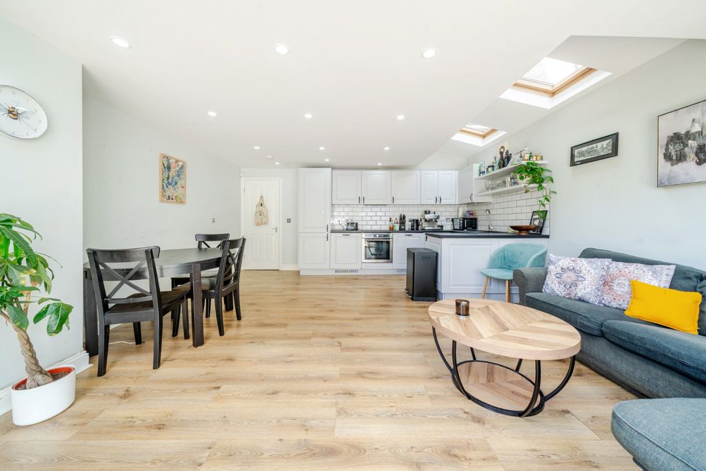 Property photo 3 of 14 Picture No. 09