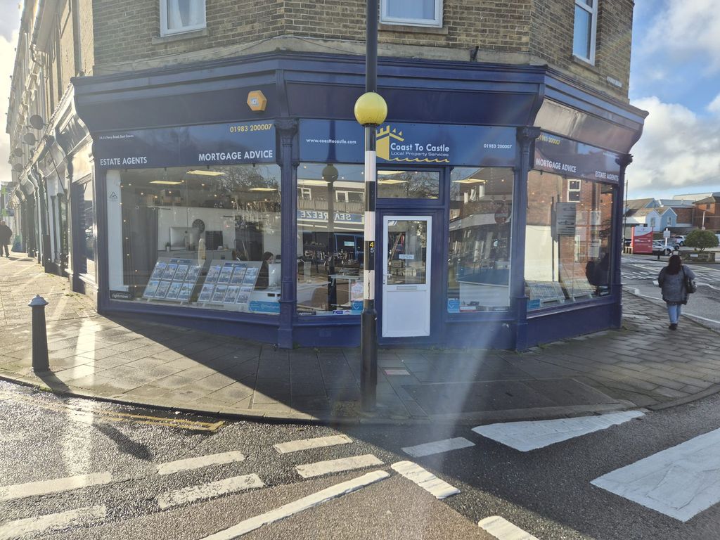 Property photo 3 of 5