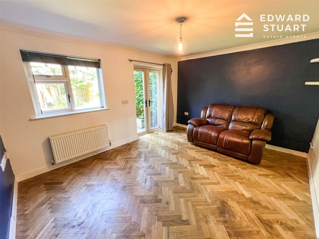 Property photo 2 of 11 Picture No. 03