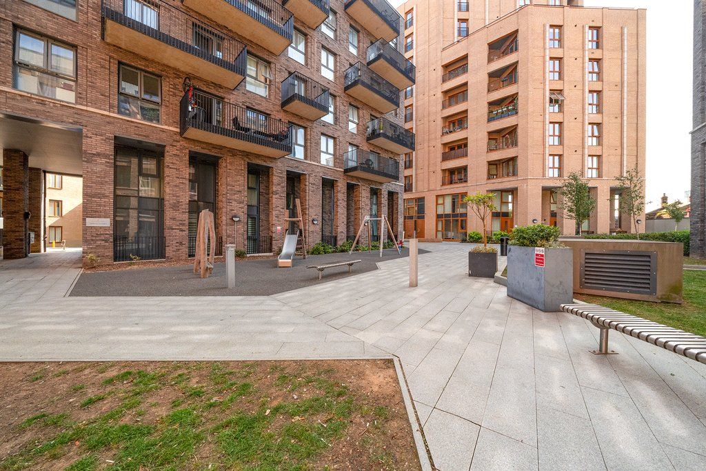 Property photo 1 of 15 Picture No. 12