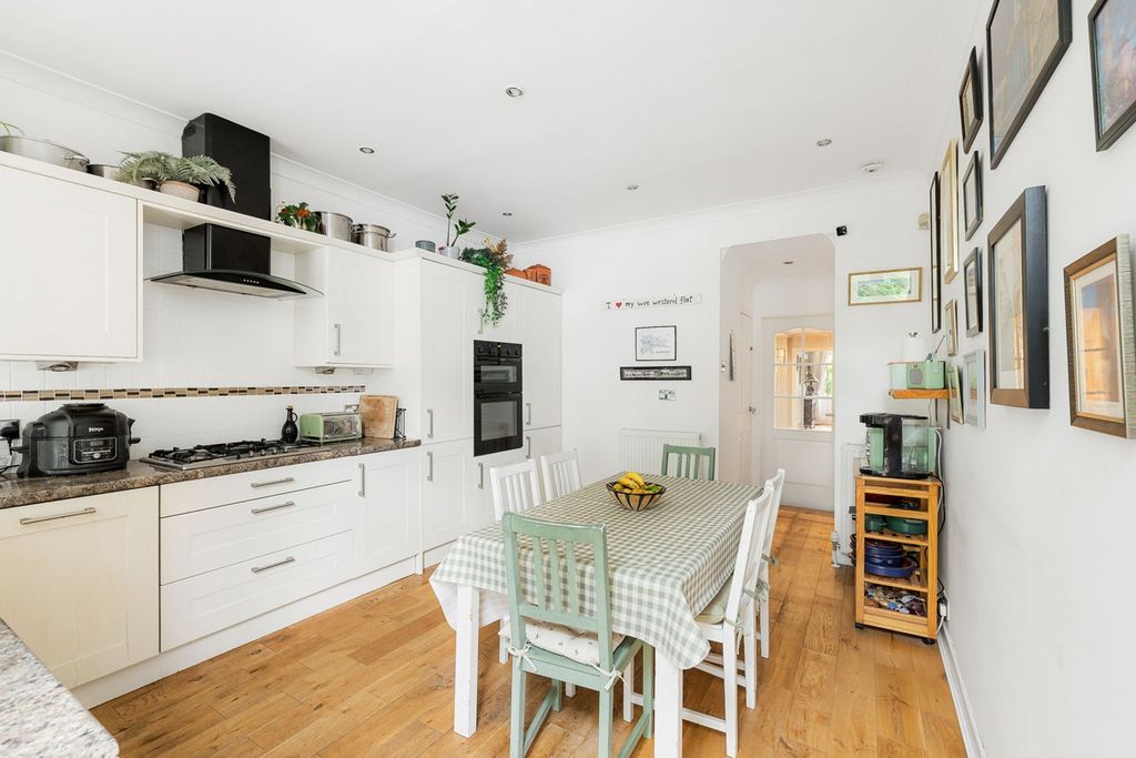Additional image 13 of 3 bed flat for sale8 Whittingehame Gardens, 1103 Great Western Road G12