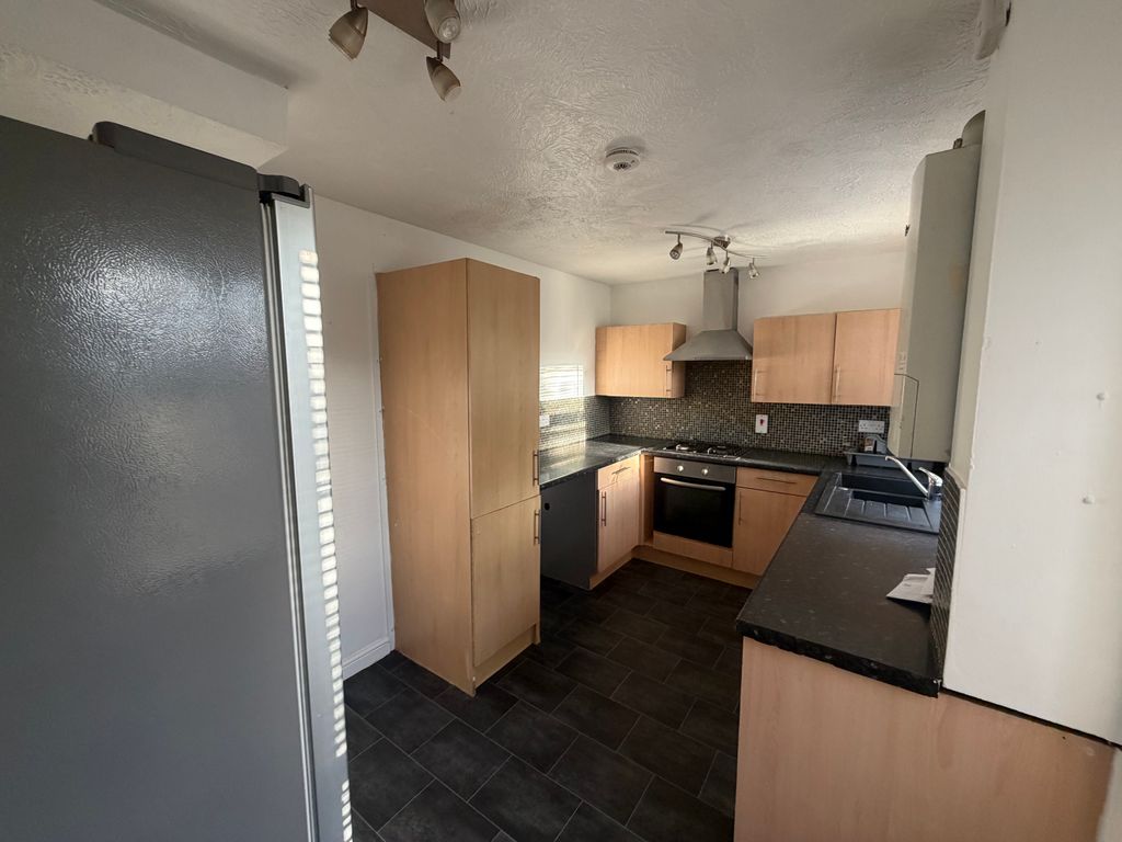 Property photo 3 of 11 Image