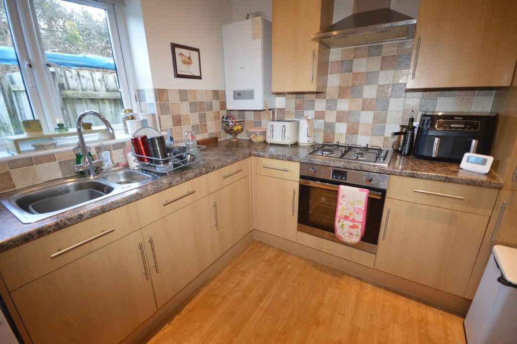 Property photo 3 of 10 Dsc_0022 (Medium).Jpg