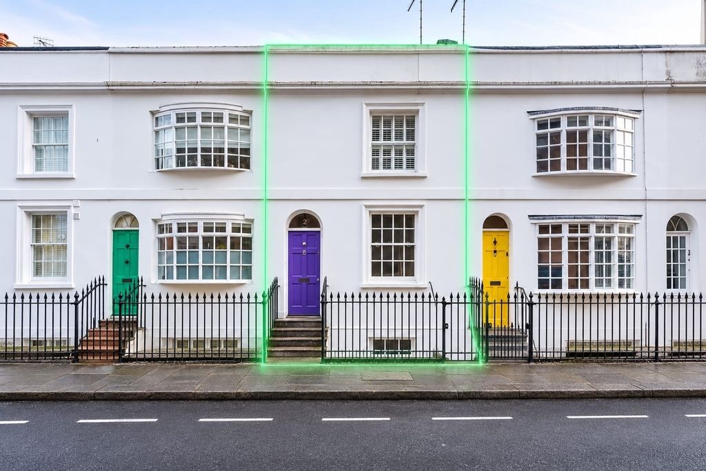 Property photo 1 of 18 4109370