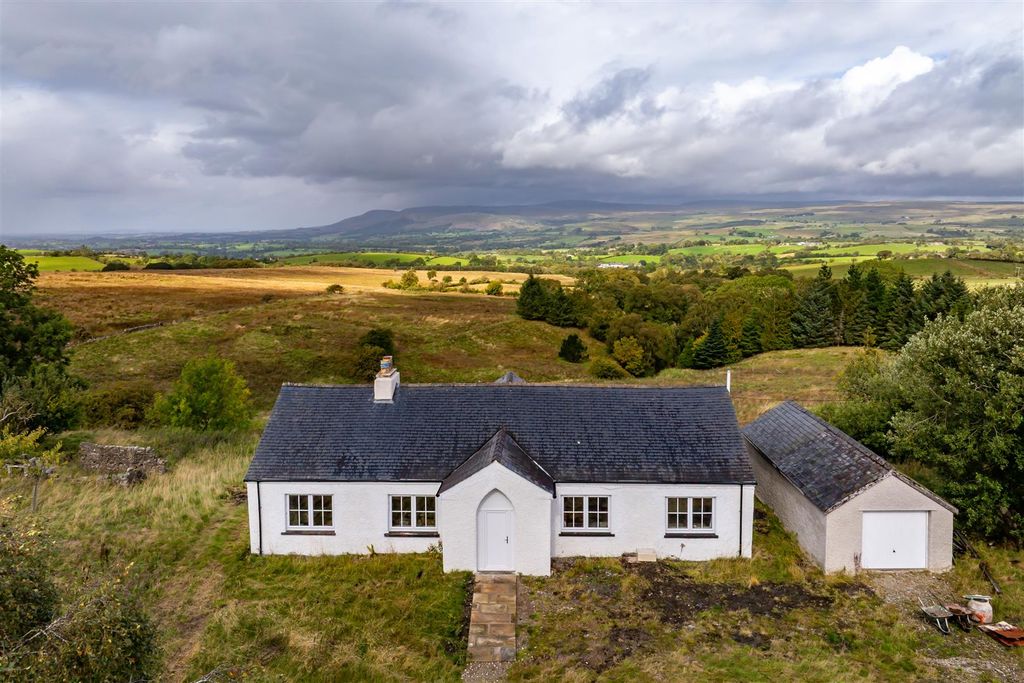 Property photo 2 of 8 Belah Bridge Cottage-26.Jpg