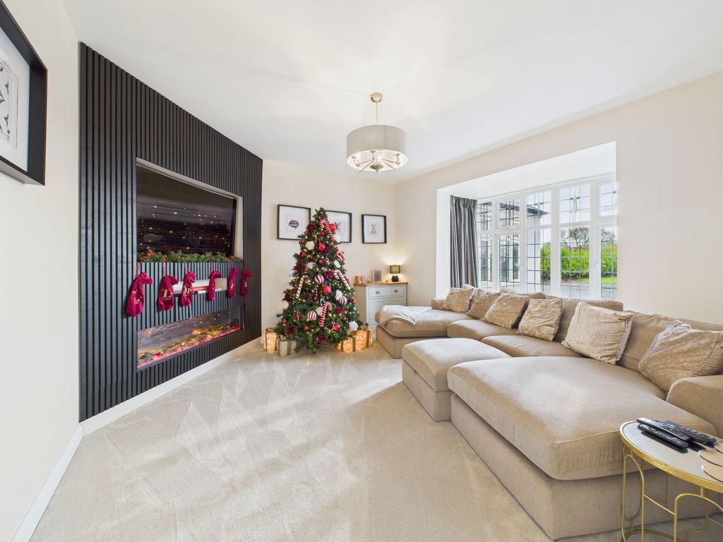 Property photo 3 of 25