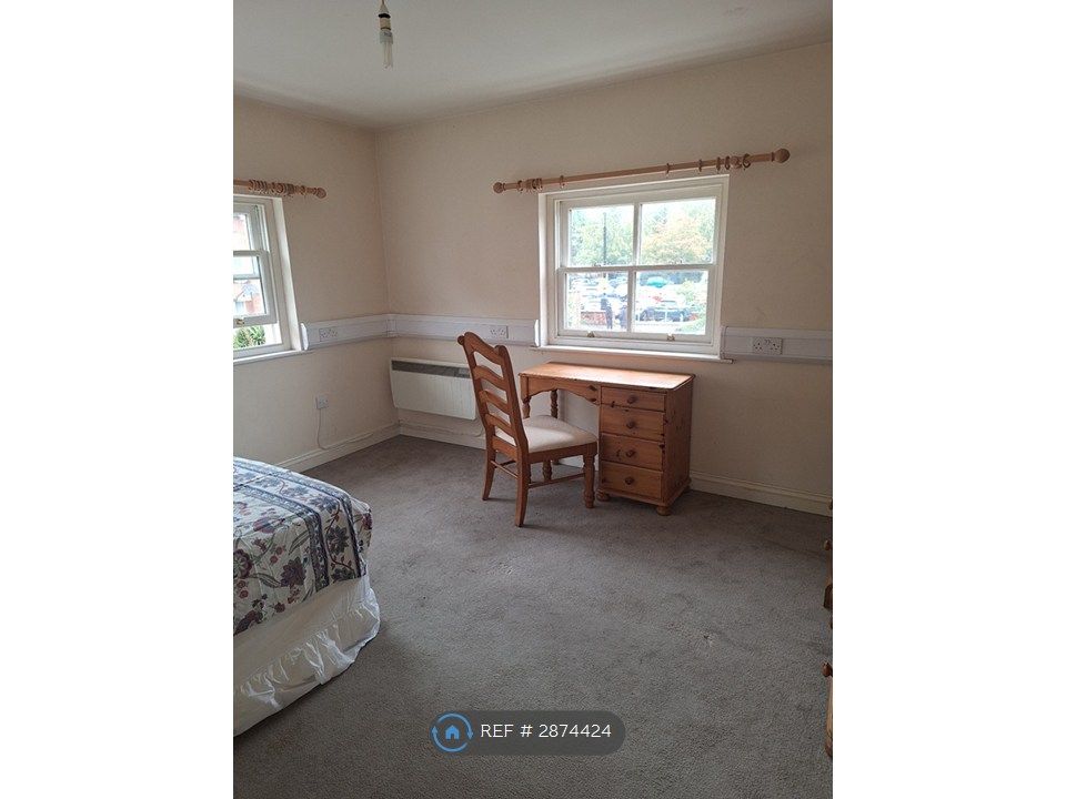 Property photo 2 of 3