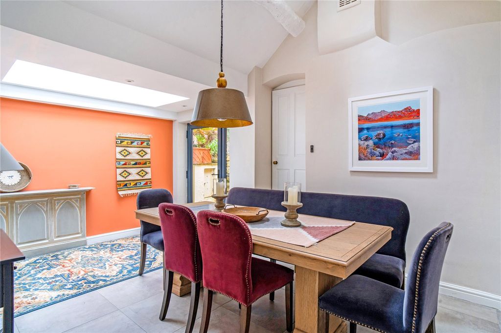 Property photo 3 of 21 Dining Room