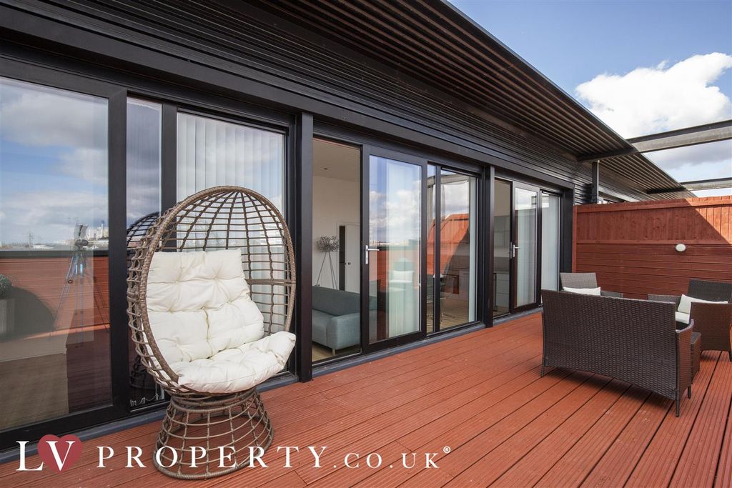 Property photo 1 of 11 N11.Jpg