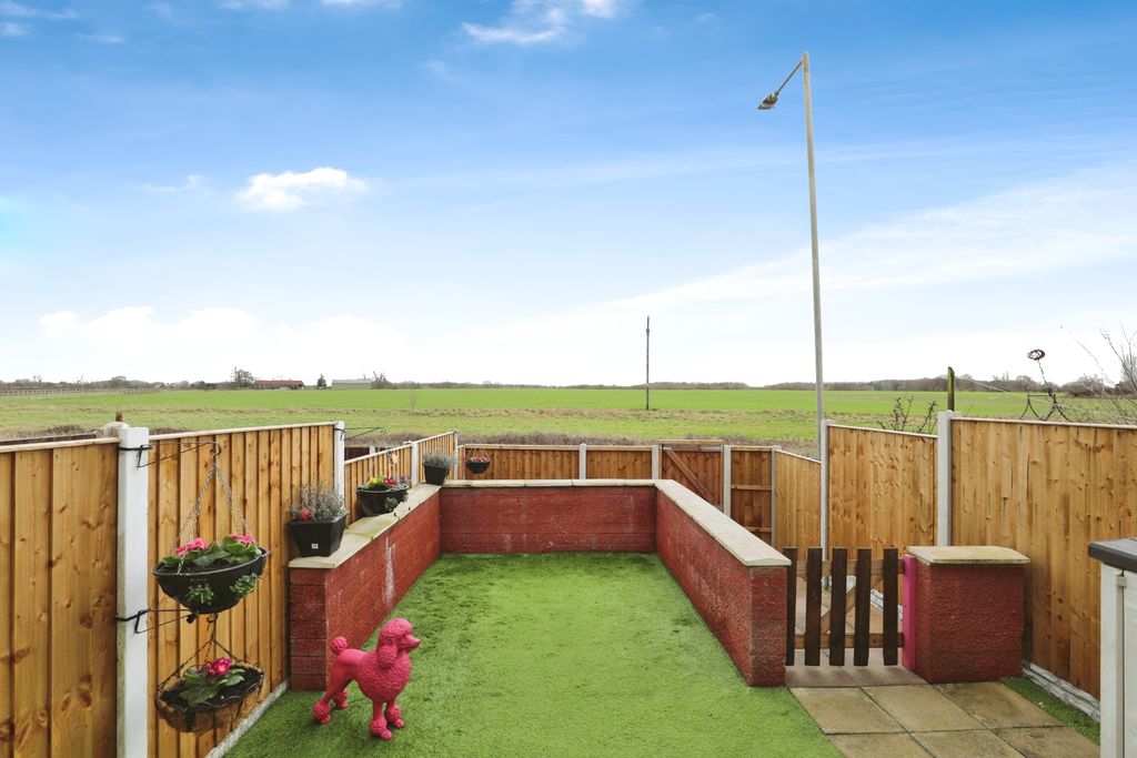 Property photo 1 of 15 Rear Garden