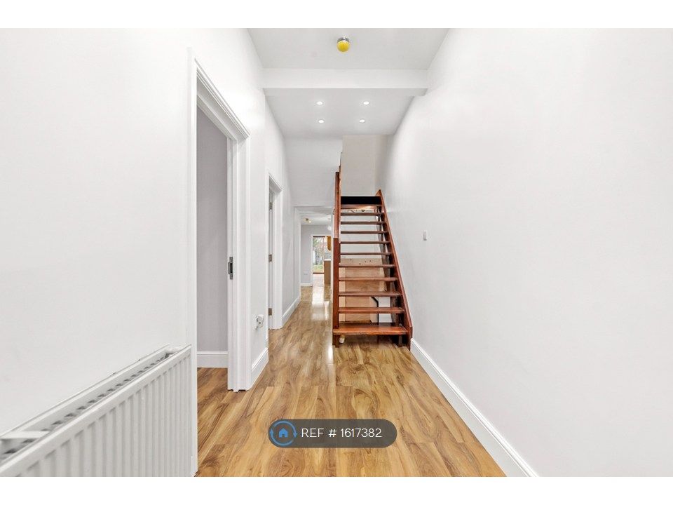 Property photo 1 of 26