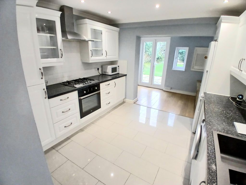 Property photo 1 of 28 Image