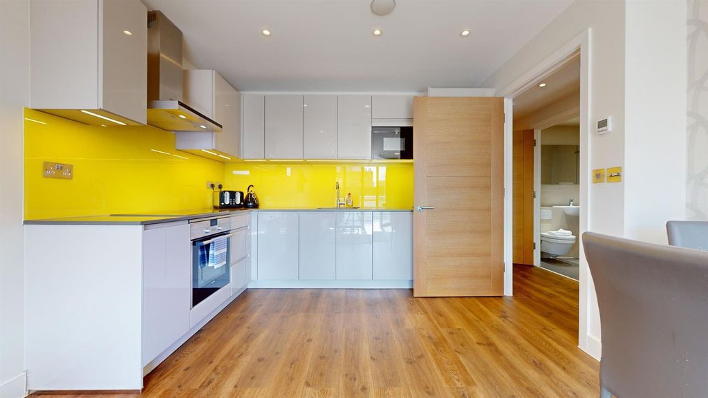 Property photo 2 of 14 64E4d51075311459760Ccd26_6Dd0Ff627d05Fd12Be03821A4