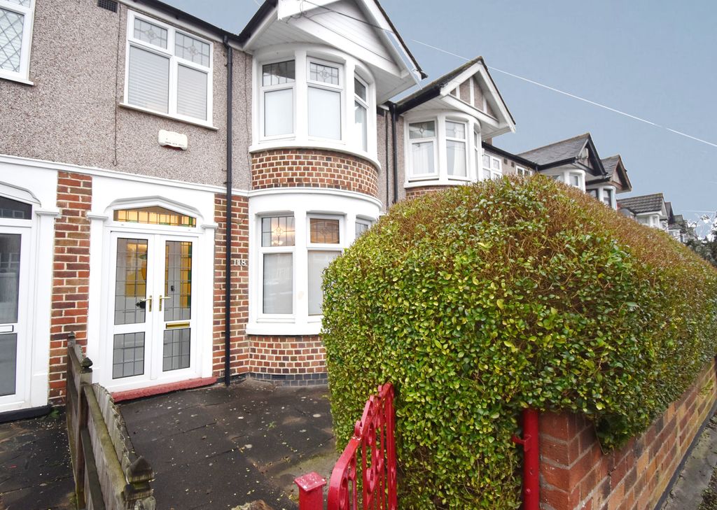 Property photo 2 of 20