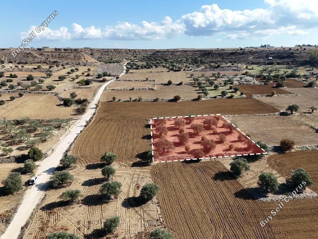 Property photo 3 of 8