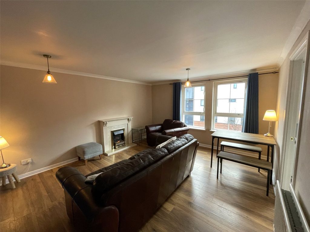 Property photo 2 of 12 Photo 2