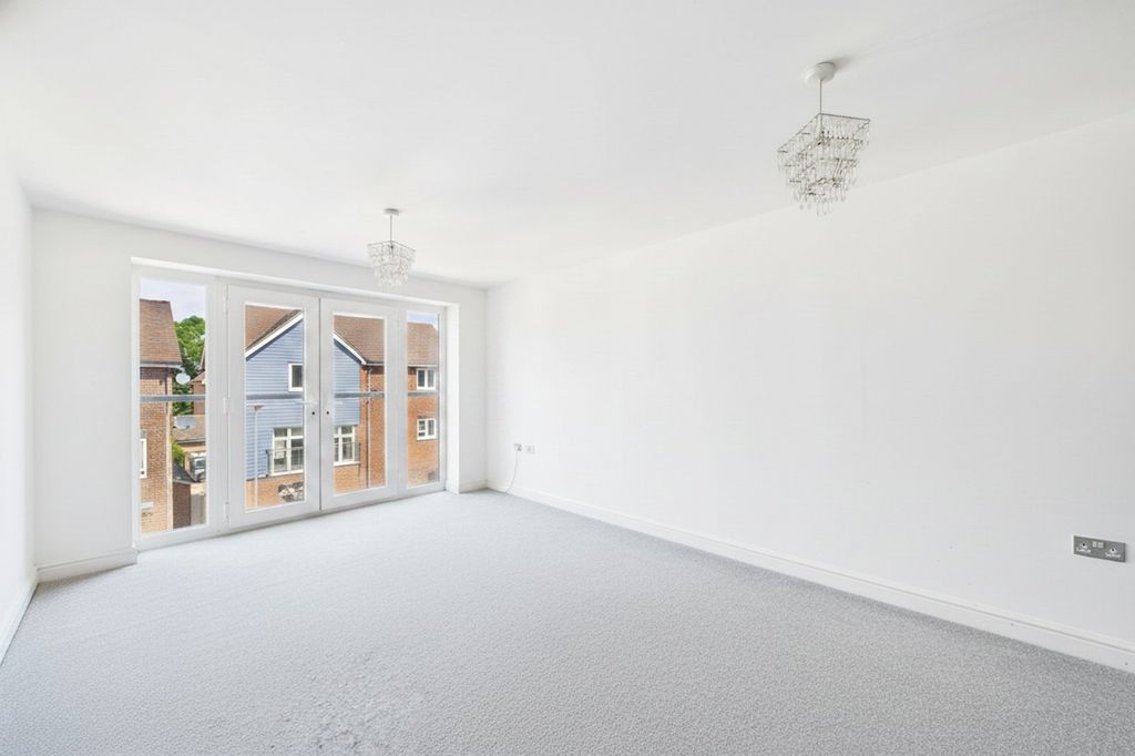 Property photo 2 of 7 Picture No. 06