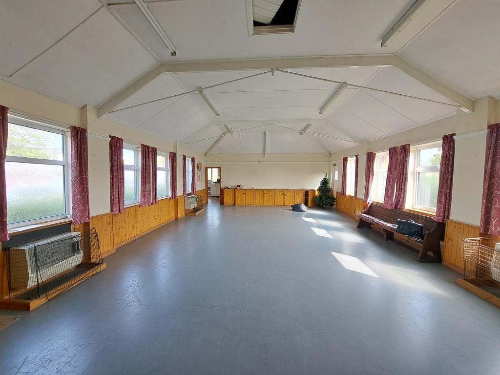 Property photo 3 of 19 Photo 1