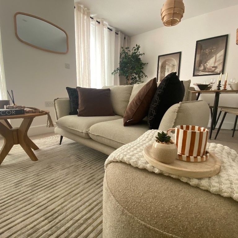 Property photo 1 of 4