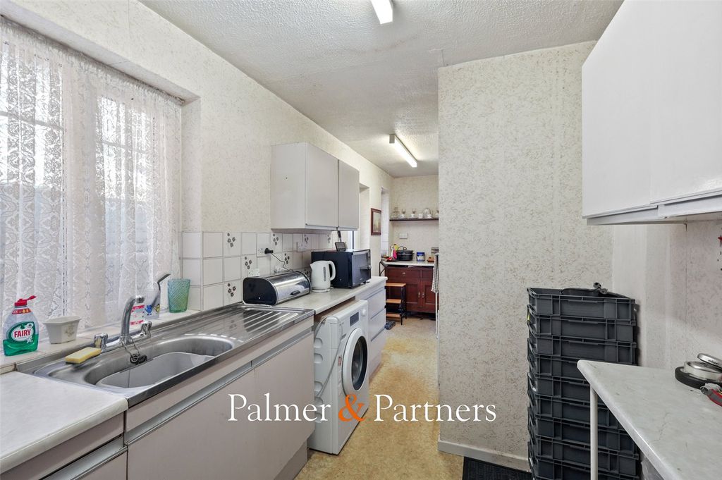 Property photo 3 of 25 Picture No. 10