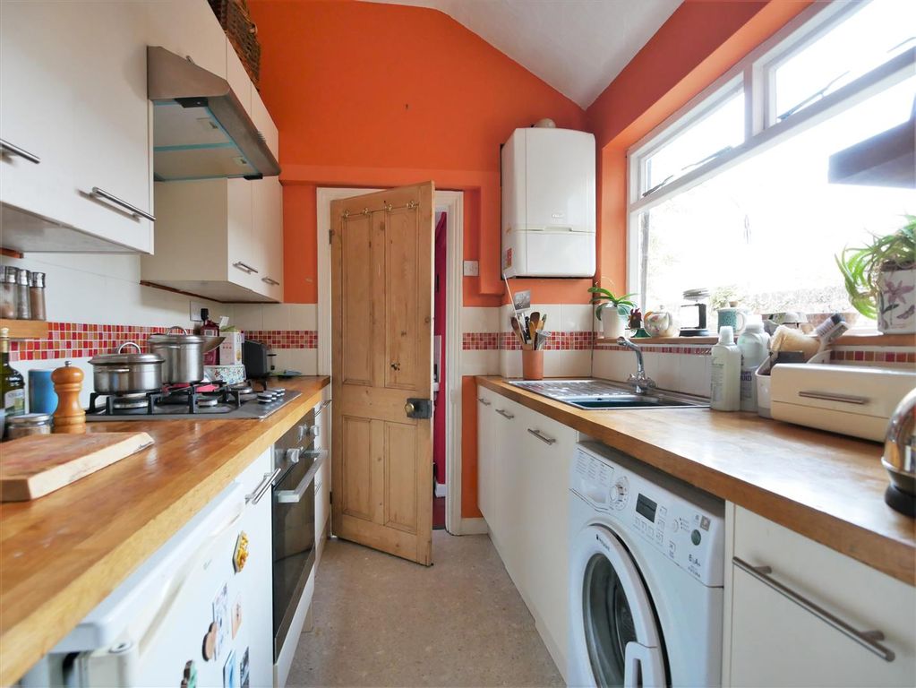 Property photo 2 of 13 Kitchen.Jpg